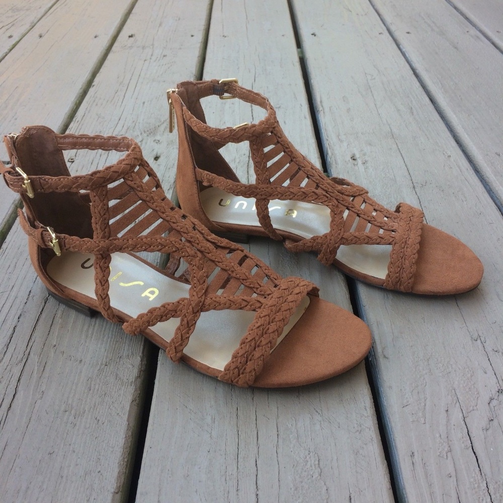 Unisa Braided Strappy Flat Sandals in Brown